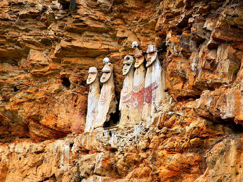 Sarcófagos Karajía Tours Diarios | Amazon Expedition Perú Tours